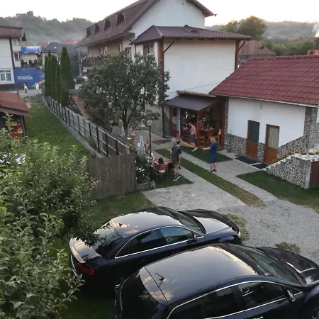 Gospodarstwo agroturystyczne Pensiunea Dandu